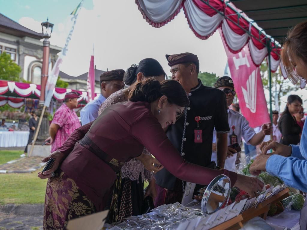 podiumnews.com-Sambut Nyepi, Diskopukmp Badung Gelar Pasar Murah